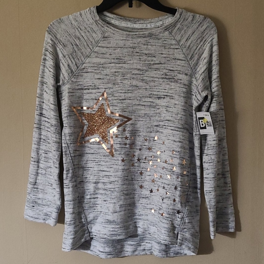 More than Magic Girls Pullover Long-sleeved top!